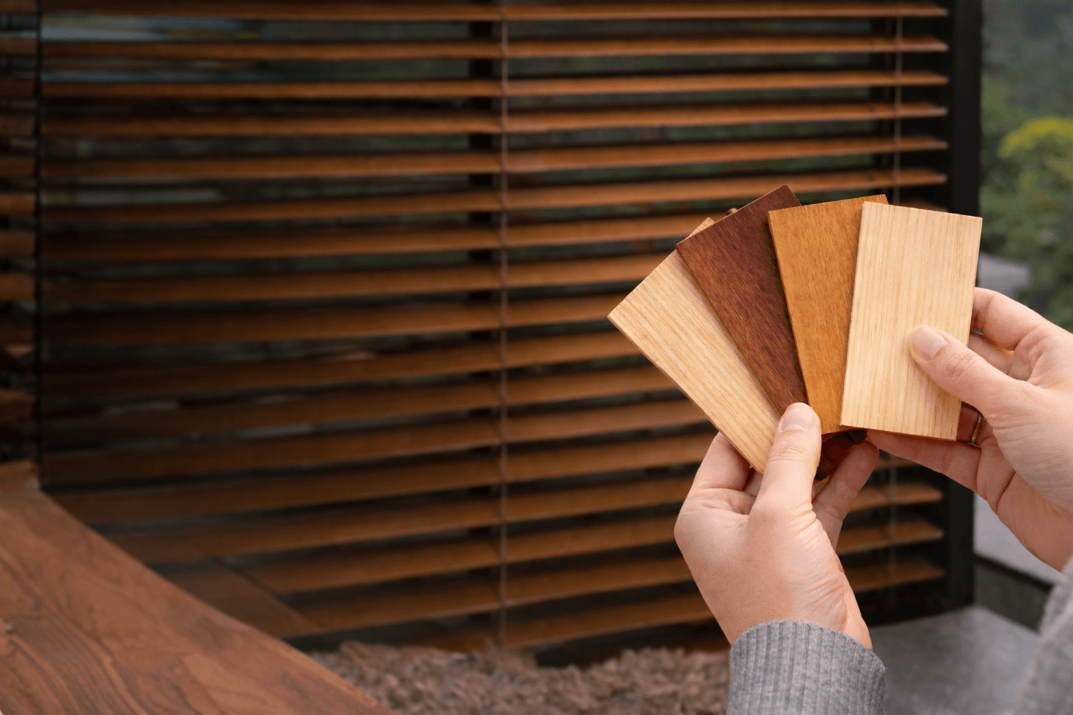 Mostre de lemn și finisaje WoodenBlinds