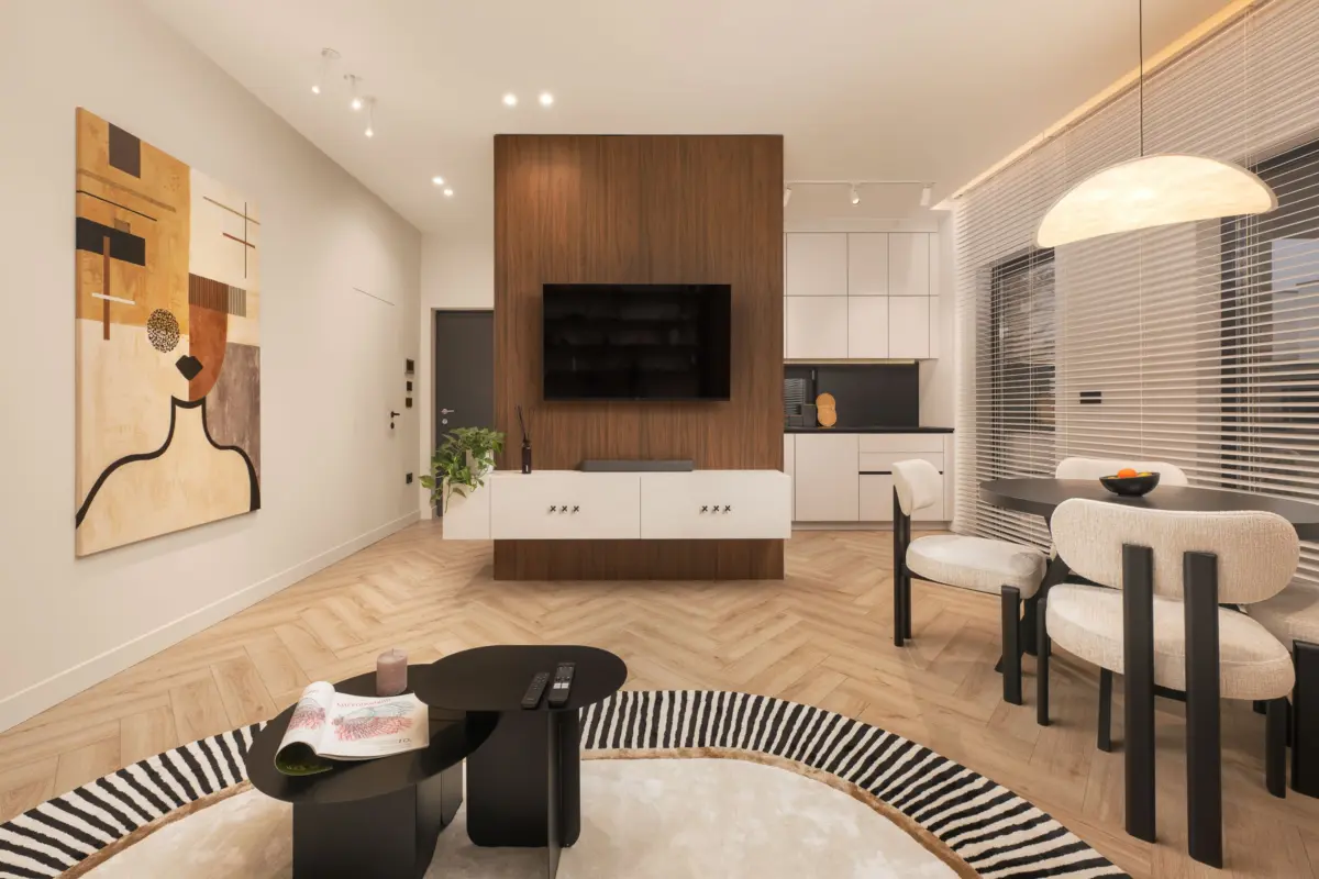 Jaluzele NATIVA din lemn în zona de living și dining Urban Heaven Residence